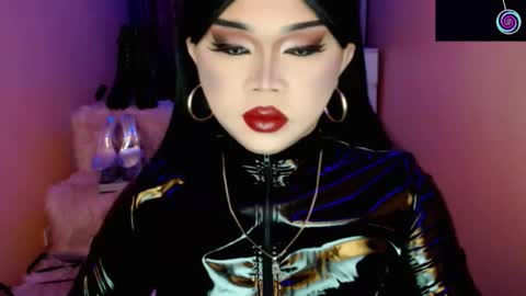 Queen Mireska online show from 03-16-26, 04:11