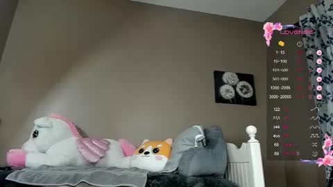 Snapshot of amialovesall19 chatting on 06-26-26, 12:59 Amia online show from 06-26-26, 12:59