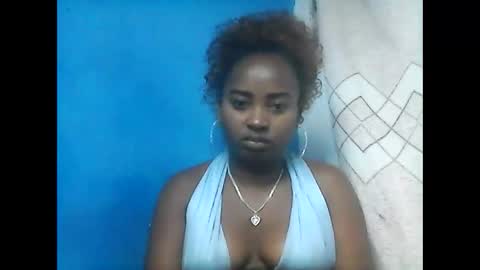 amielle_01 online show from 05-08-26, 01:22
