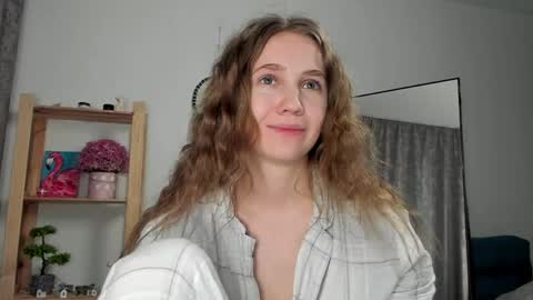Emily online show from 04-29-26, 09:24