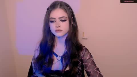 Amina online show from 04-07-26, 09:37