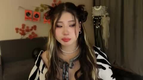 aminasaffron online show from 10-26-25, 04:35