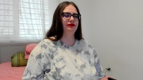 Amira Vyxen online show from 04-03-26, 06:33