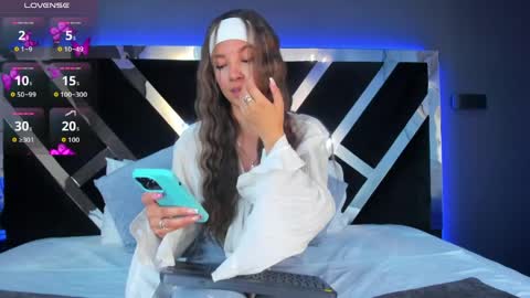 Ammy Jones online show from 03-30-26, 08:32