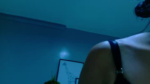 A M M Y  online show from 04-14-26, 09:37