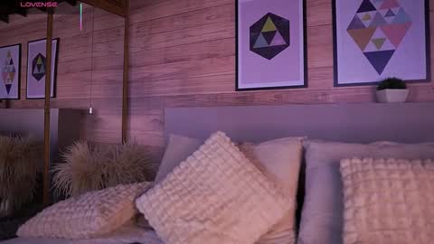 Snapshot of ammyscott1 chatting on 11-28-25, 07:27 Ammy Scott online show from 11-28-25, 07:27