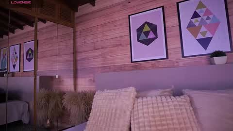 Snapshot of ammyscott1 chatting on 12-03-25, 07:45 Ammy Scott online show from 12-03-25, 07:45