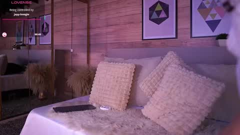 Snapshot of ammyscott1 chatting on 12-05-25, 08:05 Ammy Scott online show from 12-05-25, 08:05