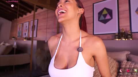 Snapshot of ammyscott1 chatting on 03-12-26, 06:36 Ammy Scott online show from 03-12-26, 06:36