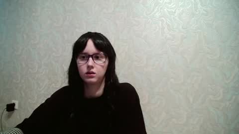 Amomira online show from 06-17-26, 02:25
