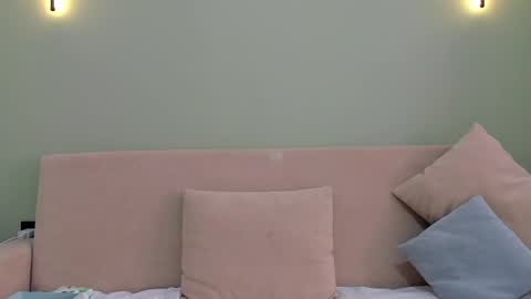 Milena online show from 04-26-26, 03:59