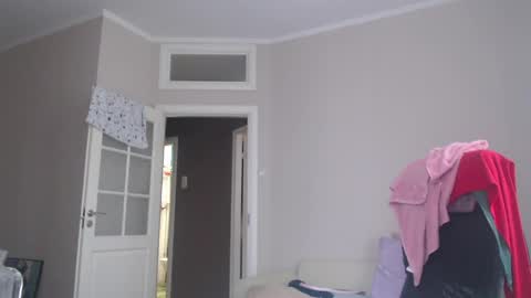 Snapshot of amoremeoww chatting on 05-27-26, 02:36 miss unforgettable online show from 05-27-26, 02:36