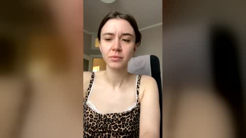 Snapshot of amoremeoww chatting on 06-06-26, 11:37 miss unforgettable online show from 06-06-26, 11:37