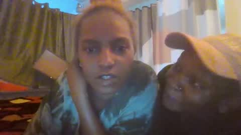 Snapshot of amorr_love chatting on 03-17-26, 08:17 Dorothy online show from 03-17-26, 08:17