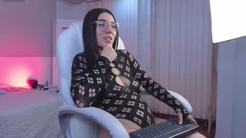 Amy online show from 03-28-26, 11:54