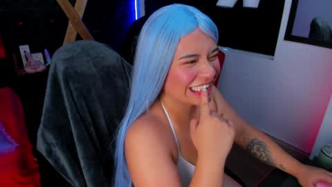 Amy Hoy69 online show from 04-11-26, 07:45