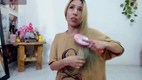 amy mur online show from 05-18-26, 07:20