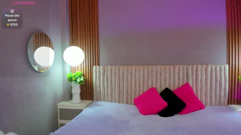 My name is AMY... Nice to meet you  thumb up me please its important online show from 03-10-26, 06:24