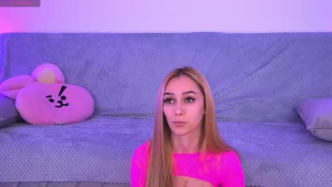 Snapshot of amykentt chatting on 04-15-26, 02:57 amykentt online show from 04-15-26, 02:57