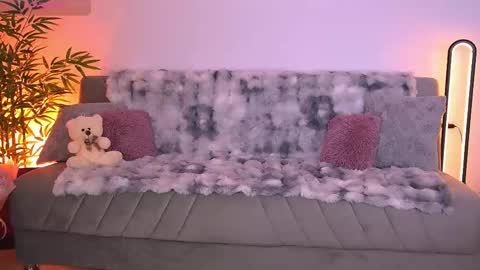 amykentt online show from 05-19-26, 04:13