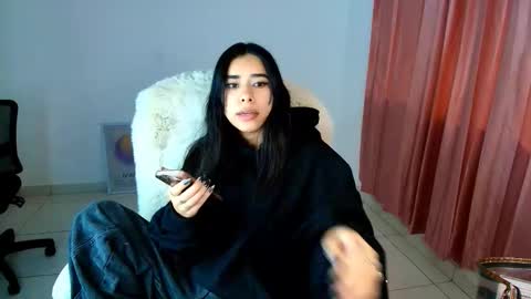 Amy ... Nice to meet u   thumb up me please its important online show from 01-13-26, 06:40