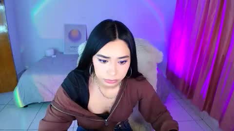 Amy ... Nice to meet u   thumb up me please its important online show from 02-25-26, 11:36