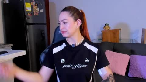 Amy online show from 04-11-26, 07:29