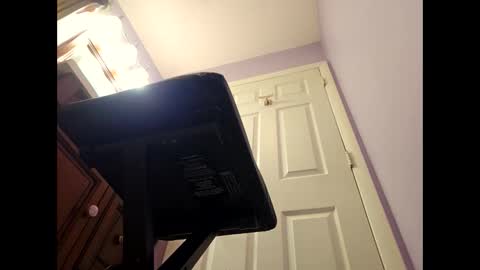 You can call me Amy Ray or Maggie May online show from 12-04-25, 05:21