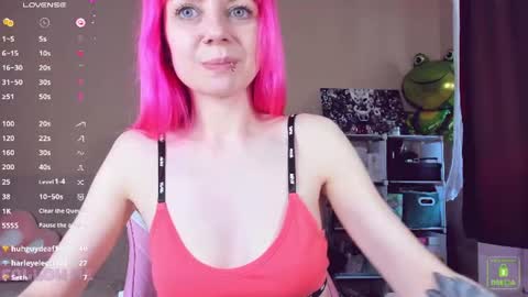 Snapshot of amyrose69 chatting on 06-27-26, 04:01 Amy Rose online show from 06-27-26, 04:01
