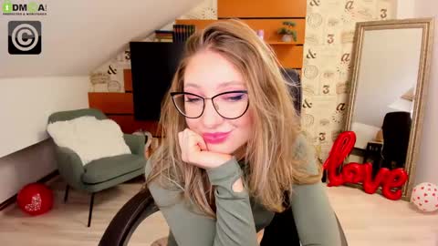 AmyRossie online show from 02-20-25, 02:46