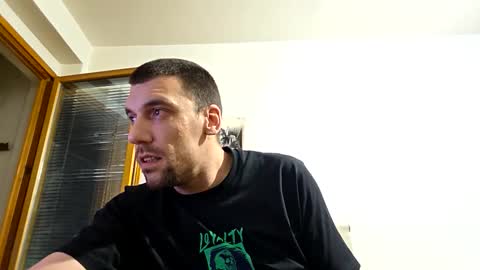 Snapshot of amyyrlikesdeep chatting on 06-10-26, 11:03 amyyrlikesdeep online show from 06-10-26, 11:03