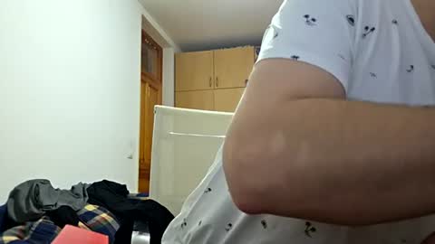 Snapshot of amyyrlikesdeep chatting on 06-13-26, 06:17 amyyrlikesdeep online show from 06-13-26, 06:17