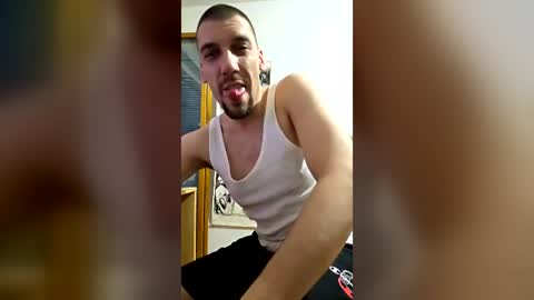 Snapshot of amyyrlikesdeep chatting on 06-19-26, 10:46 amyyrlikesdeep online show from 06-19-26, 10:46