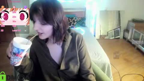 Snapshot of ana_jil chatting on 07-06-26, 09:39 Hi Im Ana online show from 07-06-26, 09:39