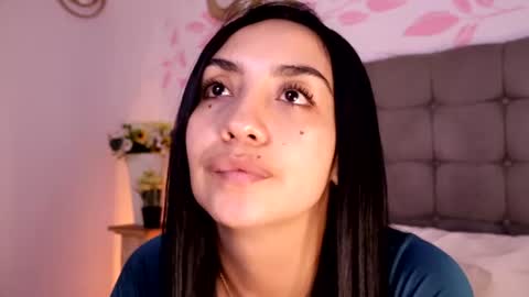 Snapshot of ana_riveros chatting on 06-26-26, 08:02 online show from 06-26-26, 08:02