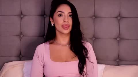 Snapshot of ana_riveros chatting on 07-16-26, 08:04 online show from 07-16-26, 08:04
