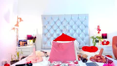 Snapshot of anaa_bellaa chatting on 03-07-25, 01:07 anaa_bellaa online show from 03-07-25, 01:07