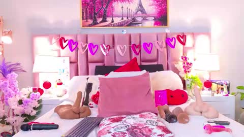 Snapshot of anaa_bellaa chatting on 02-13-26, 12:56 anaa_bellaa online show from 02-13-26, 12:56