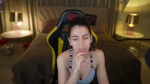 Sweet girls online show from 03-23-26, 07:40