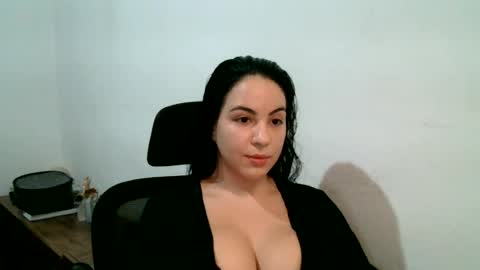 Snapshot of anabelenogueira1 chatting on 07-12-26, 10:23 anabelenogueira1 online show from 07-12-26, 10:23