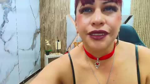 Anabella online show from 06-20-26, 11:35