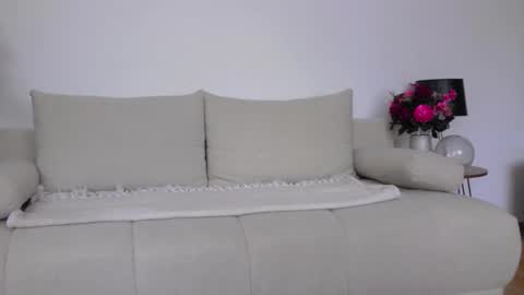 Ana online show from 03-18-26, 01:03