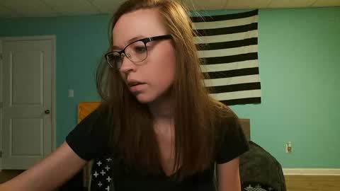 Anabelleleigh online show from 05-19-26, 03:13