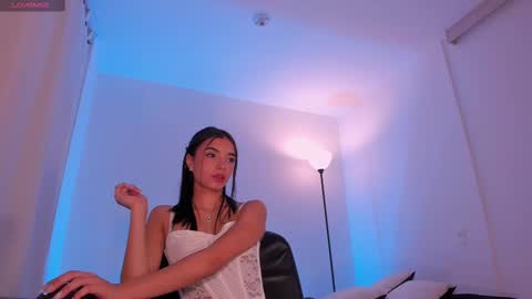 ANABEL WOLF  online show from 03-10-25, 11:49