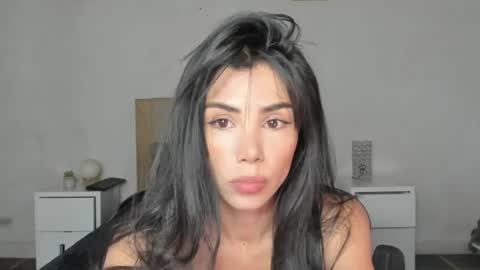 Snapshot of anahenao chatting on 07-27-26, 08:16 Ana Henao or Annie... Follow me ahenaocb Insta X online show from 07-27-26, 08:16