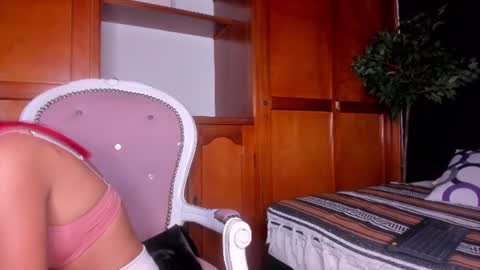 Snapshot of anahi__18 chatting on 07-02-26, 03:17 Anahi online show from 07-02-26, 03:17