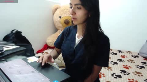 Anahi Browns online show from 03-16-26, 08:57