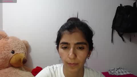 Anahi Browns online show from 05-05-26, 11:46