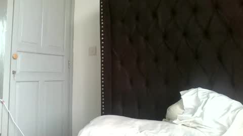anais_123 online show from 01-09-25, 06:48