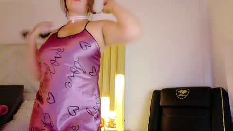 Anaise  online show from 05-15-26, 11:17